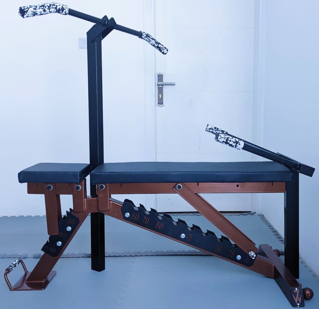 Adjustable bench with pullup & dips