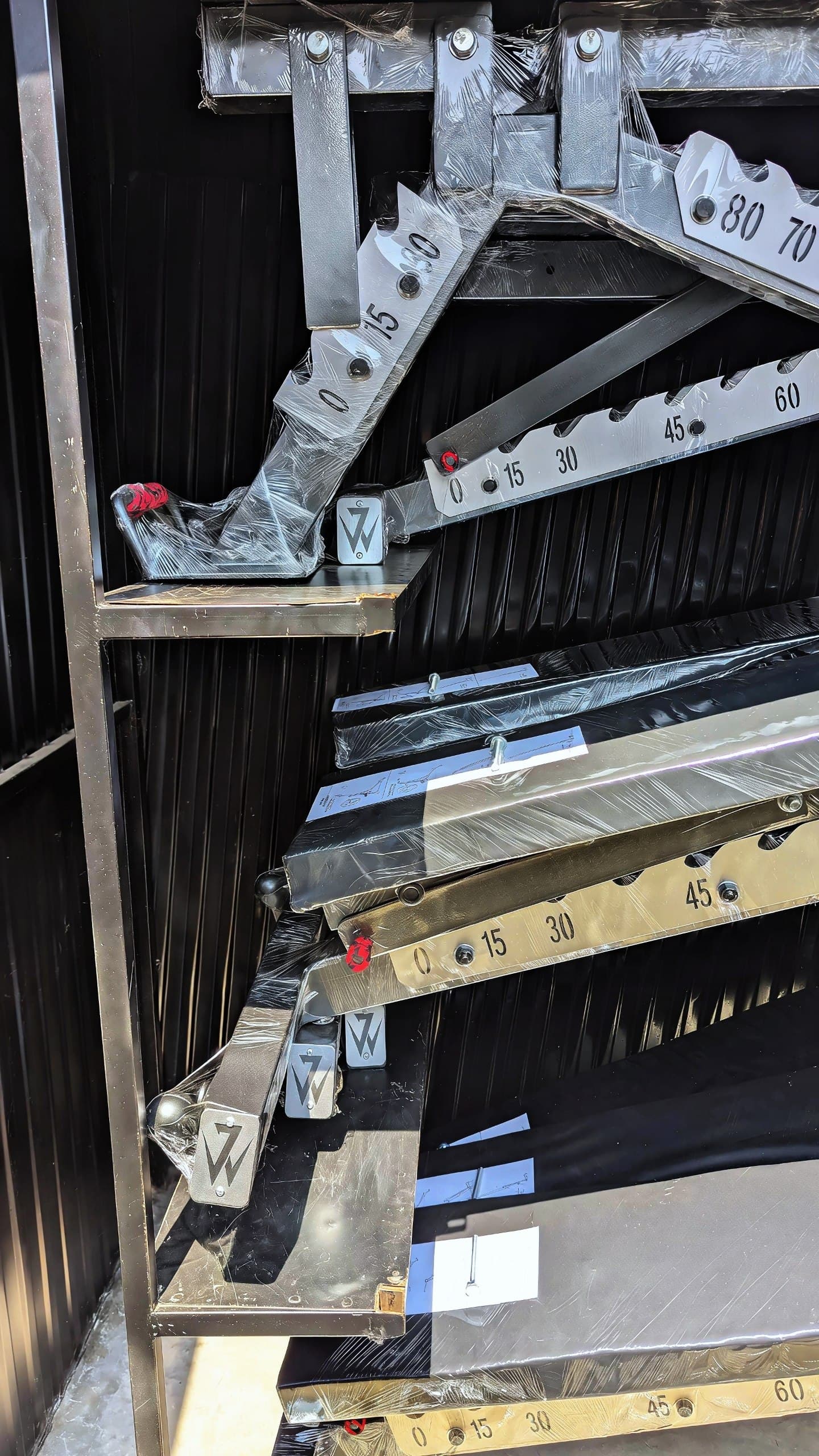 Adjustable bench with pullup & dips